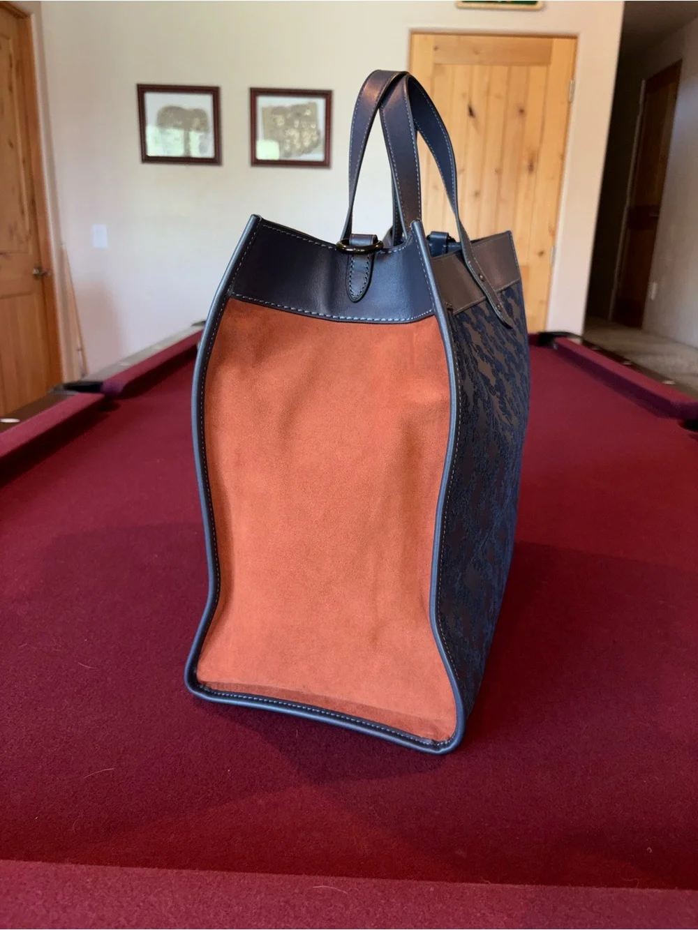 Coach Field tote 40 Horse and Carriage print Navy with brown suede